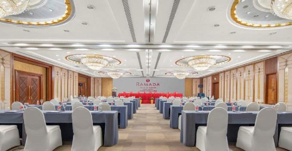 上海浦东机场华美达广场酒店 4* 上海