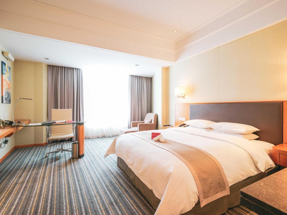 酒店 Ramada Plaza Pudong Airport - 3 Mins To Pvg Depature Floor & Check Entrance With Shuttle 上海