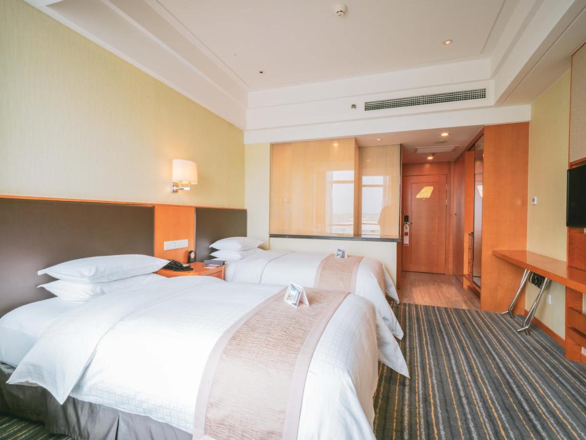 Ramada Plaza Pudong Airport - 3 Mins To Pvg Depature Floor & Check Entrance With Shuttle 酒店 上海