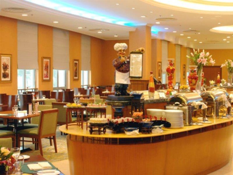 Ramada Plaza Pudong Airport - 3 Mins To Pvg Depature Floor & Check Entrance With Shuttle 上海