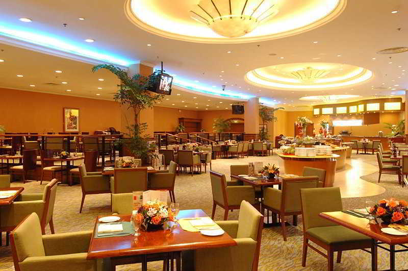 上海浦东机场华美达广场酒店 酒店 4*